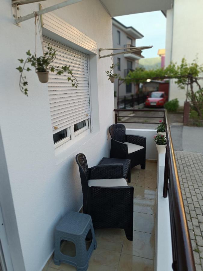 Finesi Apartments 3 Охрид Экстерьер фото